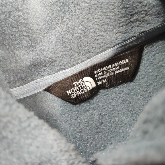 The North Face Tolmiepeak Pullover Fleece Sweater - Picture 6 of 10